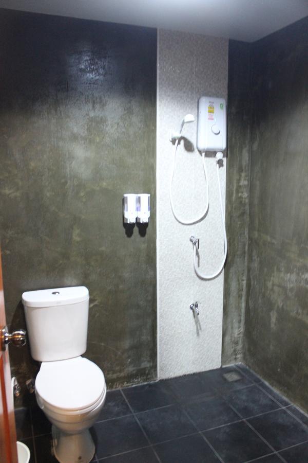 Rak Khun Hostel Chiang Mai Eksteriør bilde